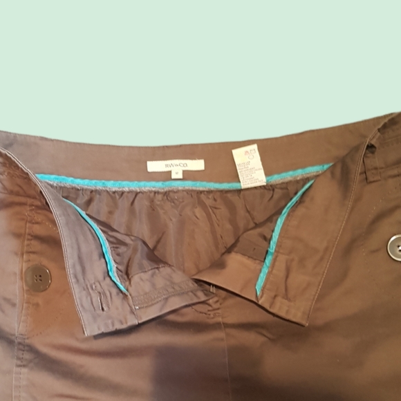 RW&Co skirt with buttons and pockets lined size 12 - Picture 2 of 3